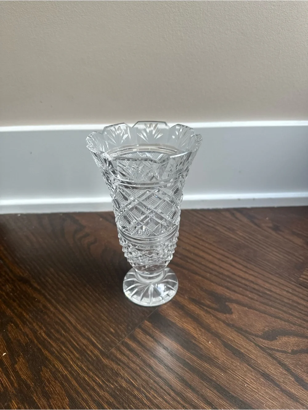 Waterford Crystal Georgian Strawberry Cut Crystal Vase Castle Top